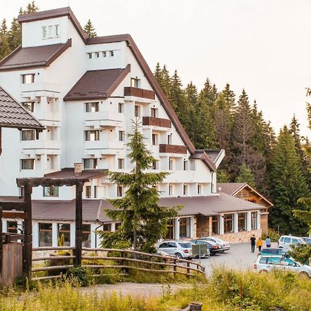 Hotel Alpin Rarau Câmpulung Moldovenesc Dış mekan fotoğraf