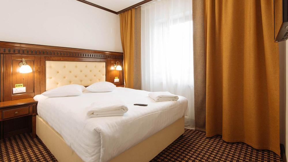 Hotel Alpin Rarau Câmpulung Moldovenesc Dış mekan fotoğraf